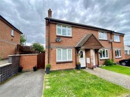 9, Field Close, St. Neots PE19 6UZ