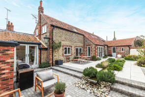 69 Mead Barn, New Road, Holt NR25 7PA