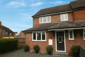 5a, Bernard Close, Aylesbury HP18 0AJ