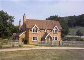 Forest Lodge, Toms Lane, Ringwood BH24 3QX