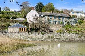 Waterside, Batson To Snapes Manor, Salcombe TQ8 8NW