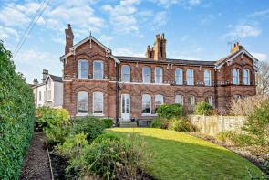 1 The Moorings, St Georges Crescent, Chester CH4 7AR