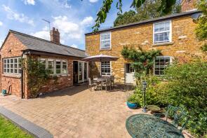 16a, High Street, Kettering NN14 1RQ