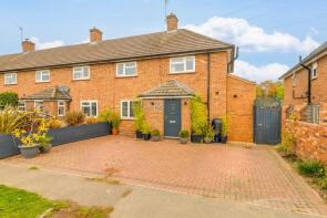 7, Meadow Way, Hitchin SG4 8YL