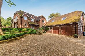 Beech House, Trinity Rise, Andover SP11 0RE