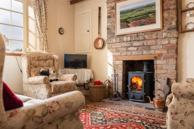 Bell Cottage Sitting Room-2.jpg