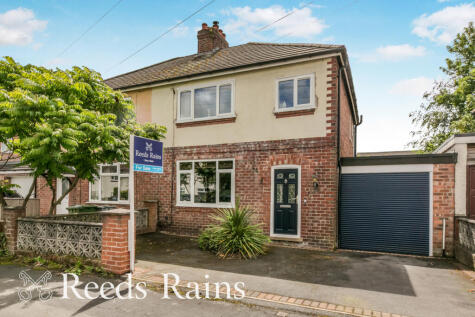Maple Avenue, Macclesfield, Cheshire, SK11