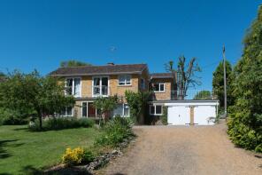 Karibu, Dove Lane, Alcester B49 6NT