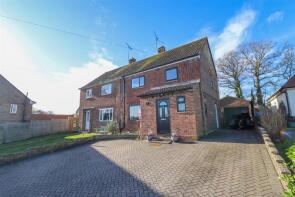 40, Green Springs, Crondall, Farnham GU10 5RE