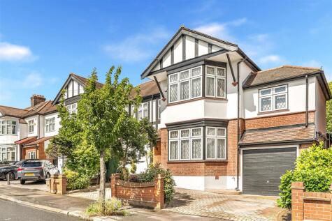 Falmouth Gardens, Ilford
