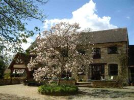 3 The Old Coach House, Haresfield Court, Haresfield, Stonehouse GL10 3DU