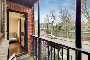 20, Horseshoe Close, London E14 3EP