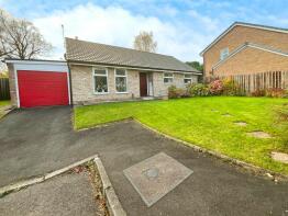 49, Brantfell Drive, Burnley BB12 8AW
