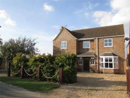 The Gables, Sennefleet Road, Scotterthorpe, Gainsborough DN21 3JL