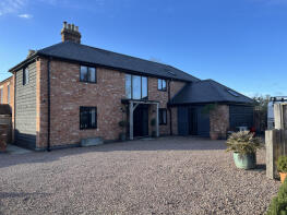 The Plough Barn, B4211 Corse Lawn, Gloucester GL19 4LZ