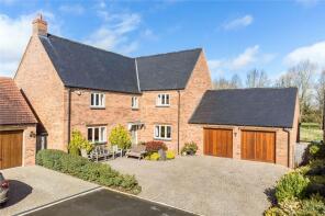 4, Quarry Close, Daventry NN11 3QG