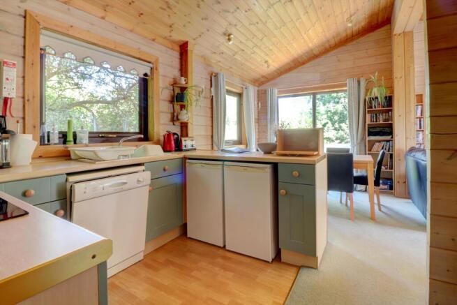 Kitchen ii.jpg