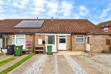 Holly End, Quedgeley, Gloucester, Gloucestershire, GL2
