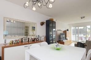 Flat 9, 26, Avon Road, Cramond, Edinburgh EH4 6RD
