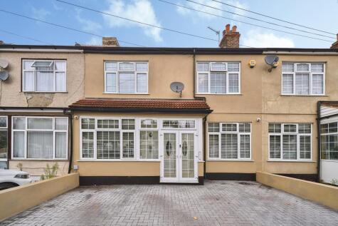 Grasmere Gardens, Ilford, IG4