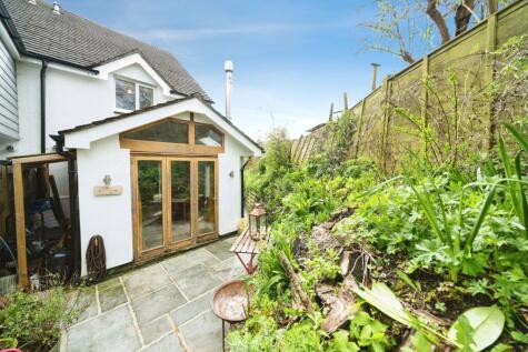 Bretteville Close, Newton Abbot, TQ13