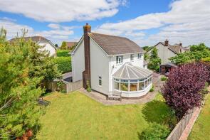 8 August, Beech Drive, Crediton EX17 6EJ