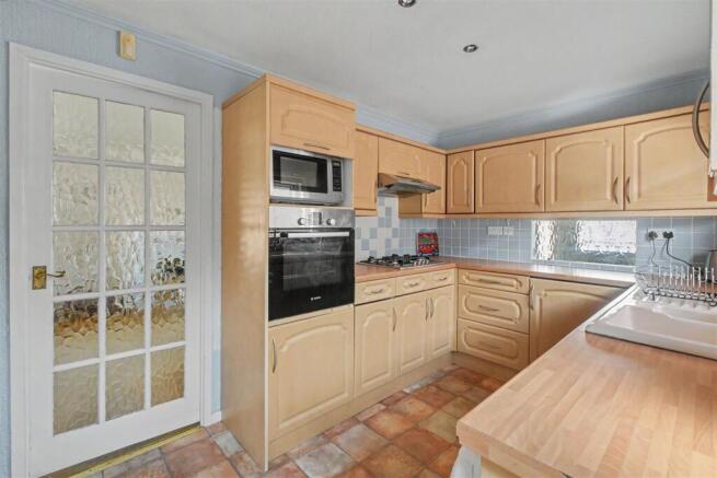 Kitchen_3.jpeg