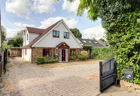Oakwood Road, Bricket Wood, St. Albans, AL2