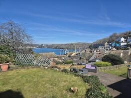 16 Penhallow Cottage, Fore Street, Fowey PL23 1PQ