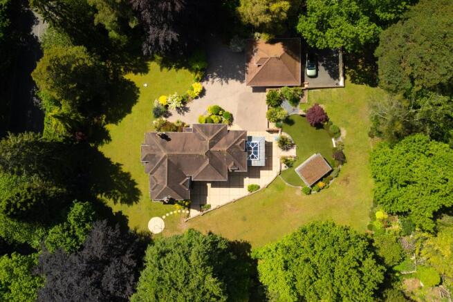 Drone of grounds