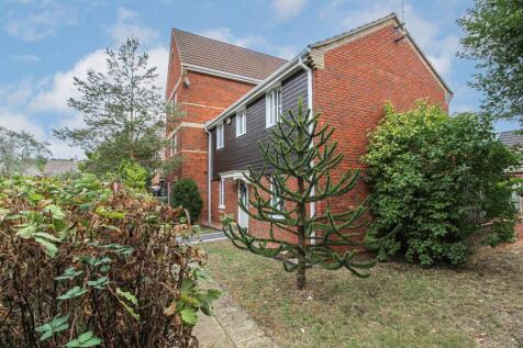 Turgis Road, Fleet, GU51