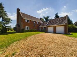 4, Park Close, Whittlebury NN12 8XE