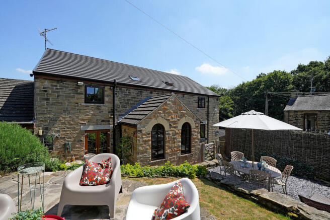 Side External & Garden 