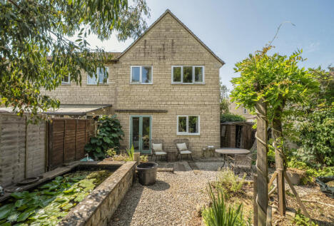 Stonecote Ridge, Bussage, Stroud, Gloucestershire, GL6