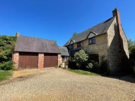 4, New College Court, Buckingham MK18 5JP
