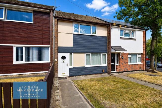 Two Bedroom Terraced Property with Spacious Livin