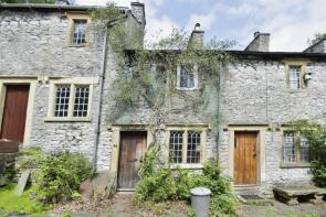 84, Ravensdale Cottages, Cressbrook SK17 8SX