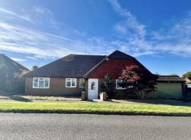 Oakwood, St Johns Drive, Pevensey BN24 5HT