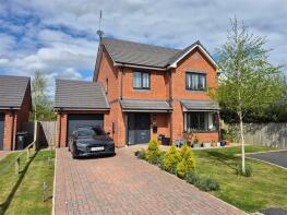 2, Parhelion Close, Leominster HR6 9FZ