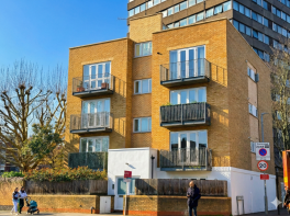St Lukes Court, Falcon Road, London SW11 2LP