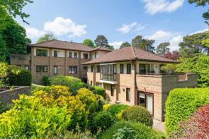 21, Willow Court, The Gables, Oxshott, Leatherhead KT22 0SD
