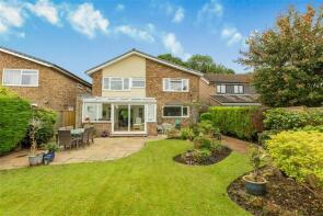 37, Pheasant Walk, High Legh WA16 6QA