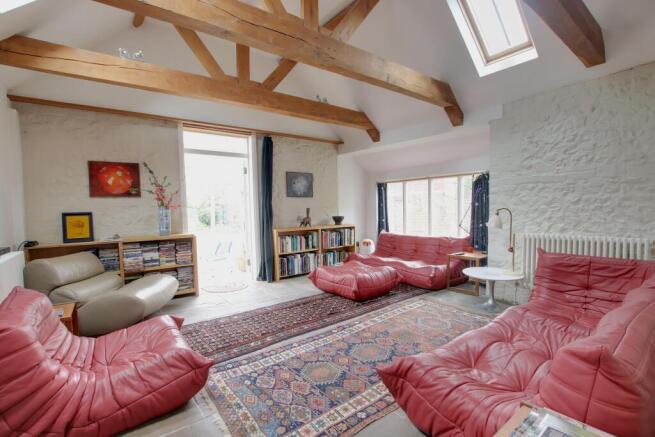SITTING ROOM