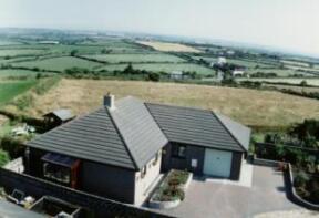 16, Rame Croft, Penryn TR10 9NB