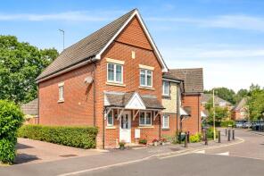 2, Sycamore Road, Lindford, Bordon GU35 0RD