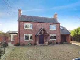 Bwthyn Clyd, Alsager Road, Sandbach CW11 4YB