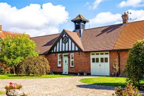 6, Bridle Manor, St Michaels Close, Aylesbury HP22 5PQ