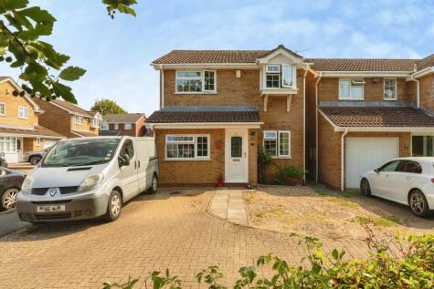 Horsecroft Gardens, Barrs Court, Bristol