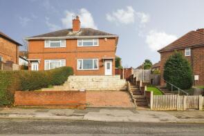 32, Coningswath Road, Nottingham NG4 3SJ