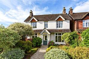 Alresford, Vanzell Road, Midhurst GU29 9BA